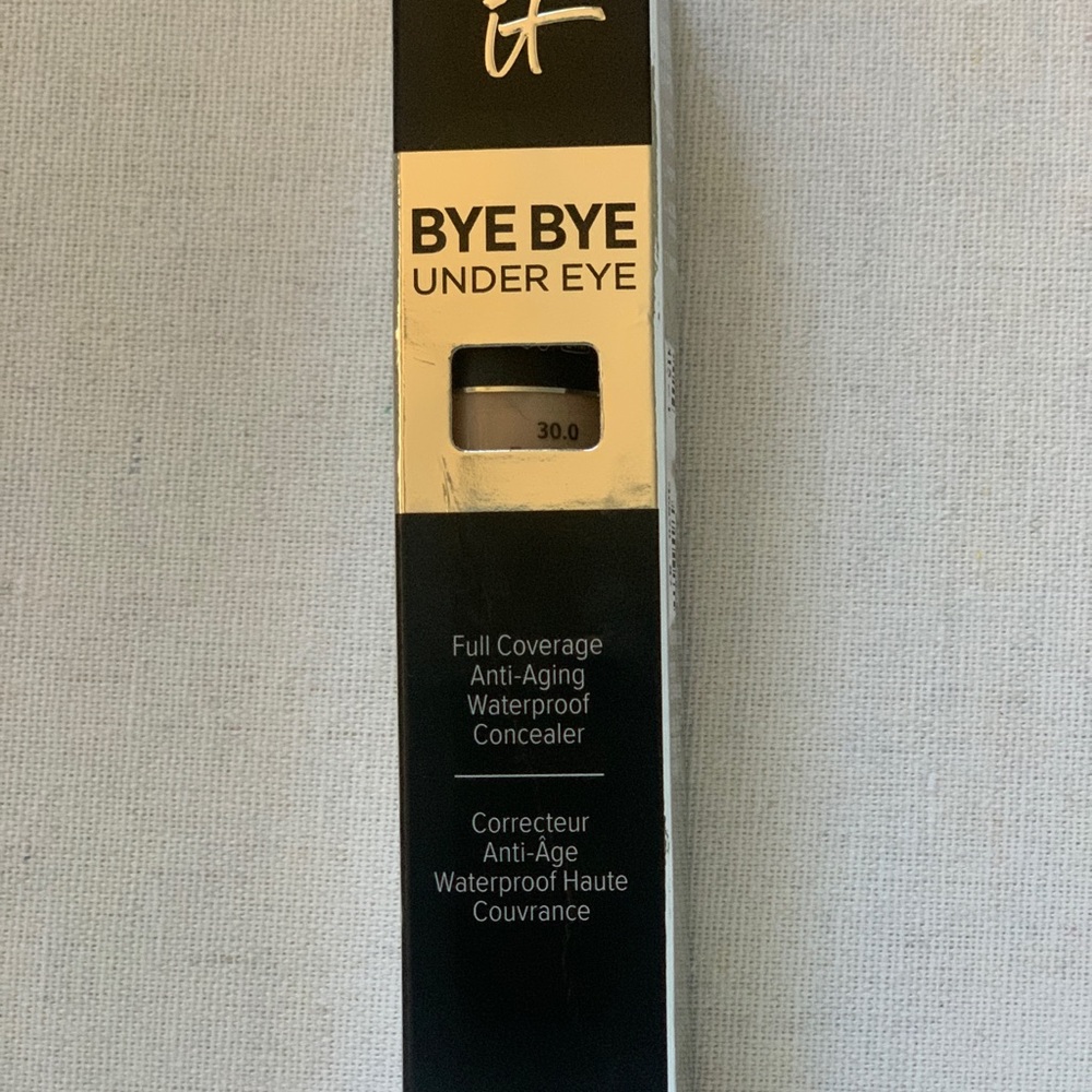 it Bye Bye under eye Corrector Concealer